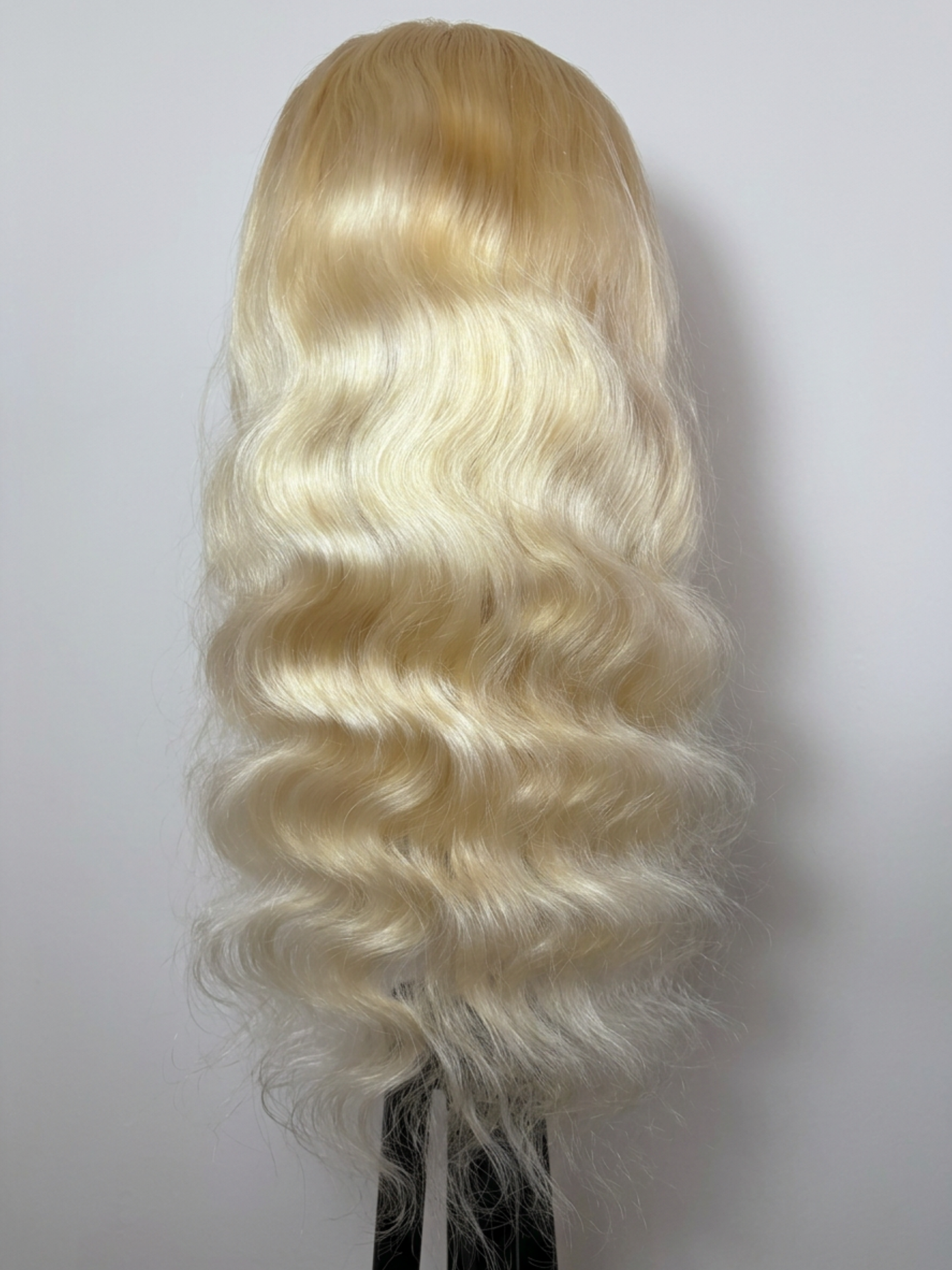 #613 Body Wave Lace Front Wig (180% density)